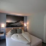 Hotel-garni Fels מלון