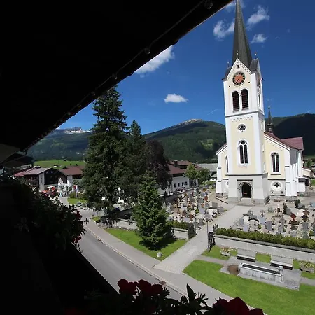 Gaestehaus Fels Szálloda