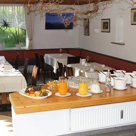 Hotel-garni Fels فندق ريزلرن